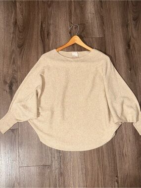Kerisma Cream Soft Knit Sweater Boatneck with Batwing Sleeves NWOT